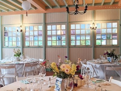 Salle de réception au bord de l'eau