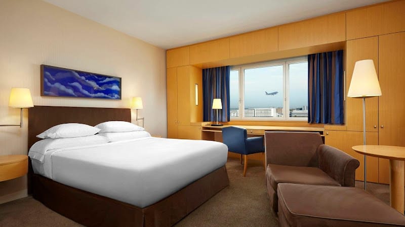 Sheraton Aéroport de Paris Hôtel & Centre de Conférence