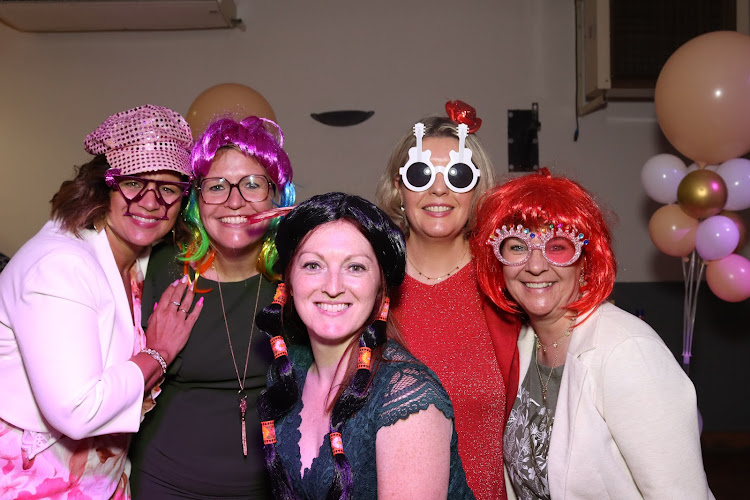 Smile Borne - Location de Borne photo / Borne Selfie / Photobooth