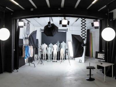 Touche Pas À Ma Com´ - Studio Photo Vidéo - Location espaces