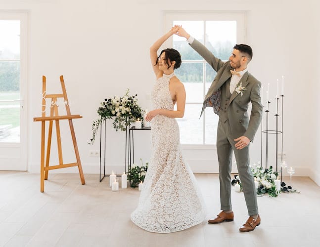 Toujours Oui - Wedding & Event Planner