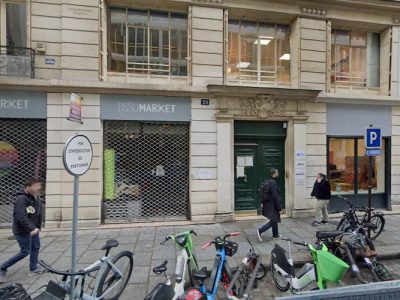 Traveler in The World - Flâneries au bout du Monde