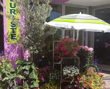 Un Dimanche A La Campagne