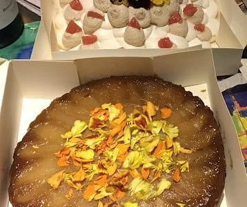 Un zeste dans l'assiette