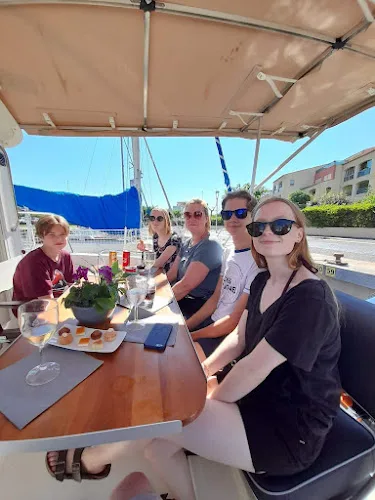 UNIVERS YACHT