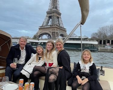 Victoria boat Paris - Croisière privée à Paris