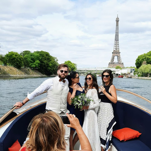 WeBoat - Croisière en bateau privé sur la Seine à Paris