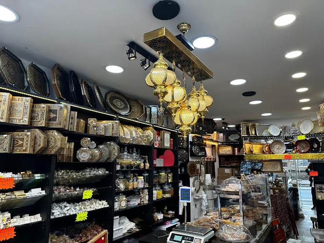 Yasmine Alsham Boutique orientale à Paris et en ligne