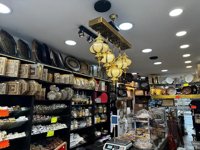 Yasmine Alsham Boutique orientale à Paris et en ligne