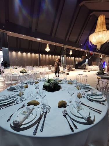 Z Réception - Traiteur Déjeuners d'Entreprise, Plateaux Repas & Mariages à Paris